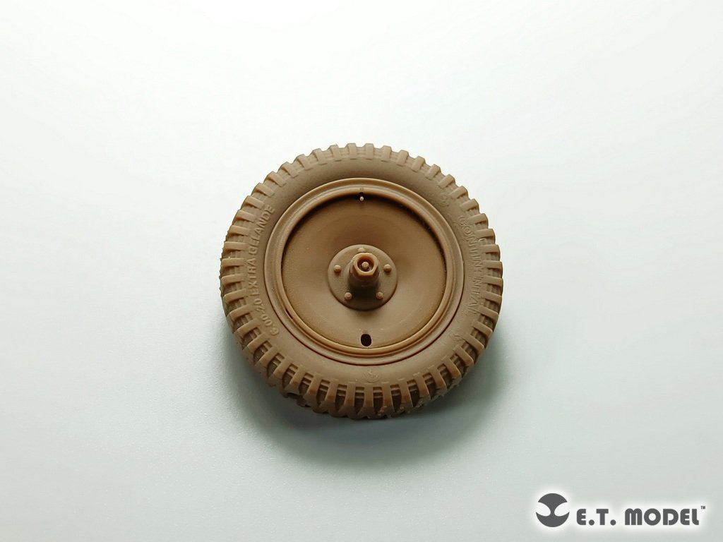 ET Model P35-124 WWII German Sd.kfz.250/Sd.kfz.10 Sagged Front Wheels for Dragon Kit 1/35 – image 4