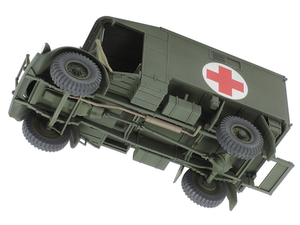 Tamiya 32605 BRITISH 2T 4X2 AMBULANCE 1/48 – image 5
