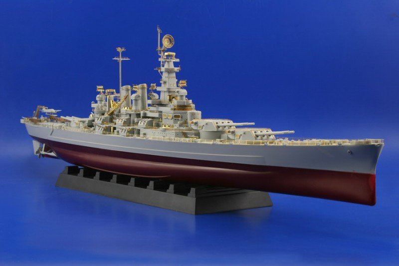 Eduard 53018 USS BB-55 North Carolina 1/350 Trumpeter – image 5