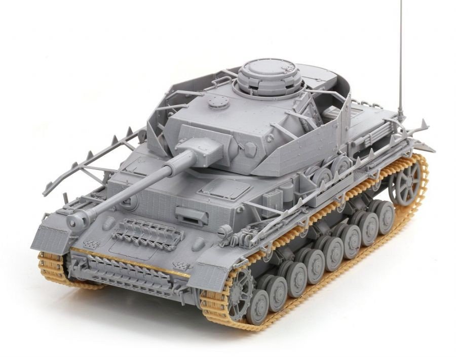 Dragon 6611 Pz.Kpfw.IV Ausf.H with Zimmerit 1/35 – Bild 3