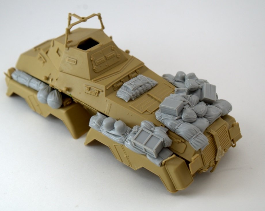 Panzer Art RE35-596 Stowage set for Sd.Kfz 231/232 1/35 – image 3