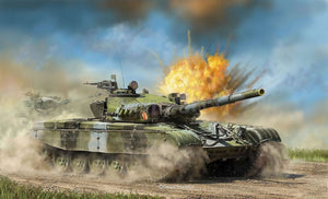 Revell 03357 T-72 M1 1 1/72 – image 4