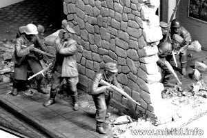 Master Box 3571 Who is that? German mountain troops and Soviet Marines (Spring 1943) 6 figures set 1/35 – Bild 6