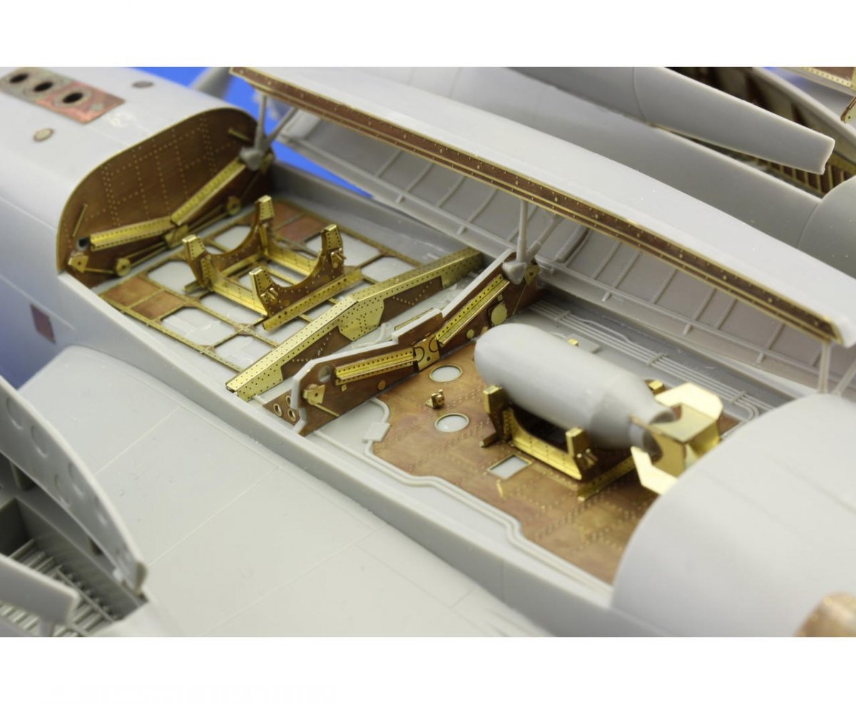 Eduard 48736 PV-1 bomb bay 1/48 Revell – Bild 4