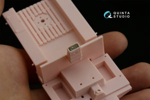 Quinta Studio QD35087 Land Rover 109 Pink Panther SAS 3D-Printed &amp;amp; colored Interior on decal paper (Tamiya) 1/35 – Bild 9