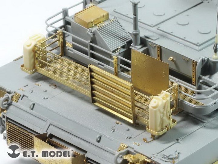 ET Model EA35-041 Modern US Army M1A1/A2 CIP 1/35 – image 3