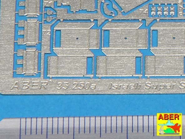 Aber 35250 Israeli Tank M1 Super Sherman 1/35 – image 4