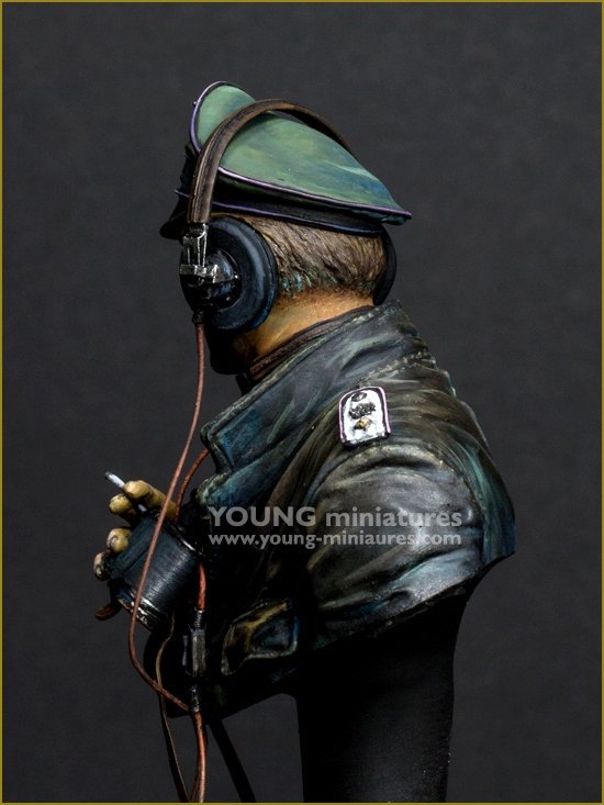 Young Miniatures YM1876 SS Panzer Commander Normandie 1944 1/10 – Bild 4