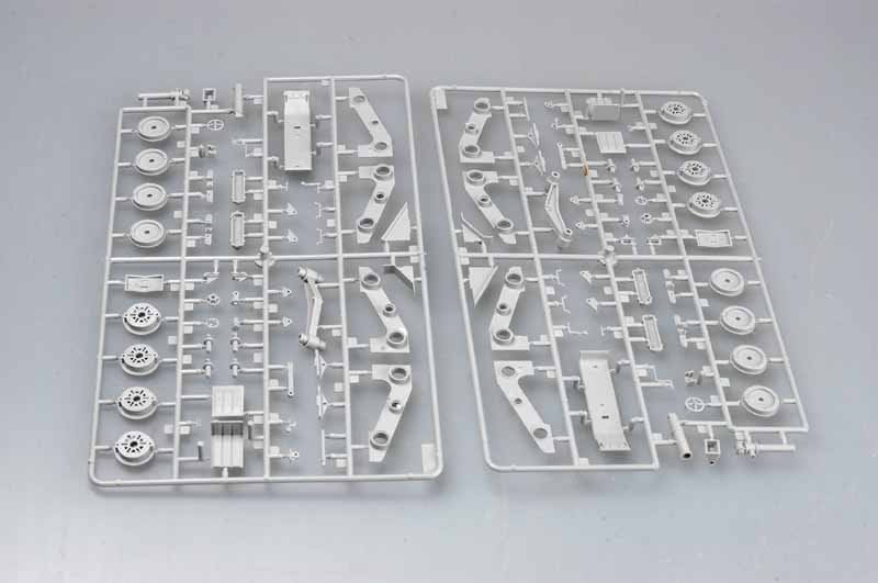 Trumpeter 00212 MAZ-537G Late Production type with MAZ/ChMZAP-5247G semitraii 1/35 – imagen 13
