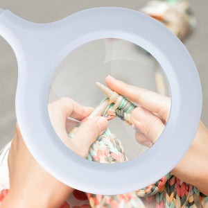Lightcraft LC8080USB-EU Compact LED Desk Magnifier Lamp – image 4