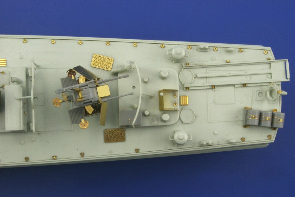 Eduard 53009 S-100 Schnellboot REVELL 1/72 – Bild 8