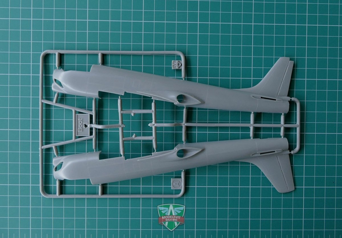 Modelsvit 72016 Tupolev Tu-91 Naval attack aircraft 1/72 – image 6