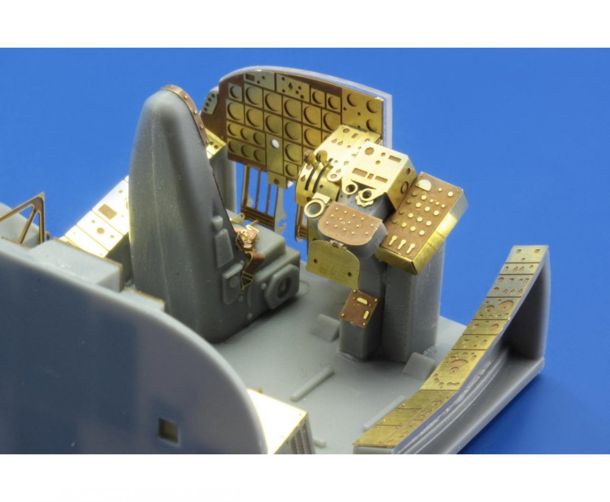 Eduard 49665 A3D-2 interior SA TRUMPETER 1/48 – Bild 5