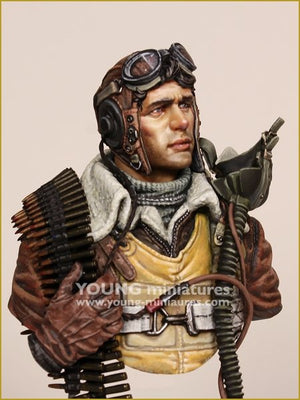 Young Miniatures YM1894 B-24 GUNNER USAAF WWII 1/10 – image 3