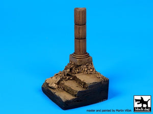 Escalier Black Dog D35039 avec base de colonne 1/35 – image 4