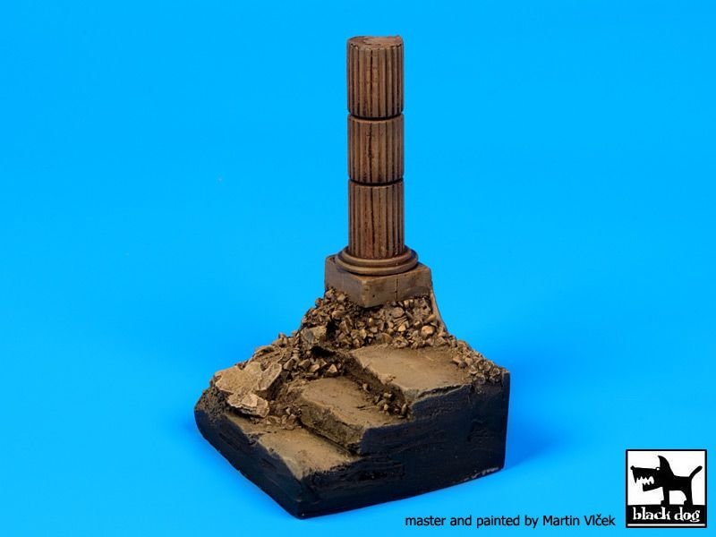 Escalier Black Dog D35039 avec base de colonne 1/35 – image 4