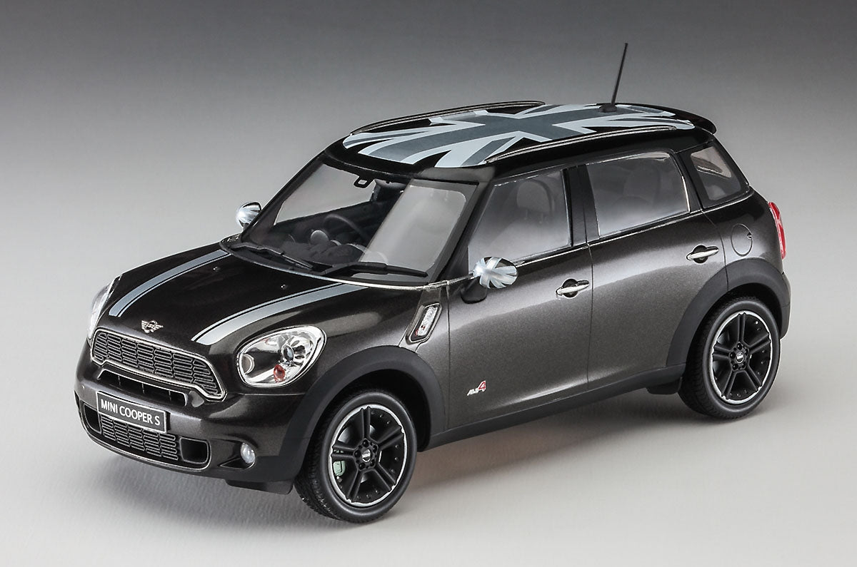 Hasegawa 20704 Mini Cooper S Countryman ALL4 Black Jack 1/24 – imagen 2