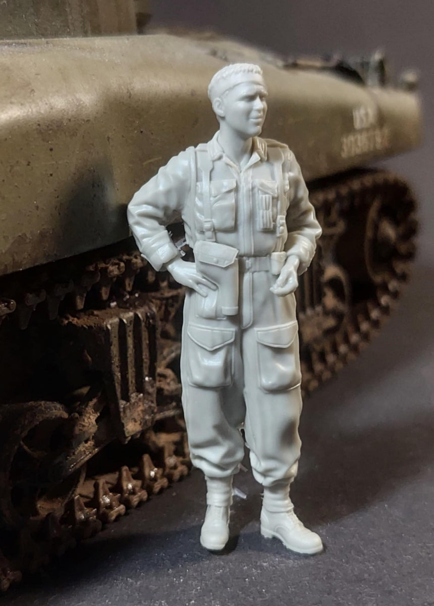 Panzer Art FI35-235 British tanker coverall at rest No1 1/35 – image 2