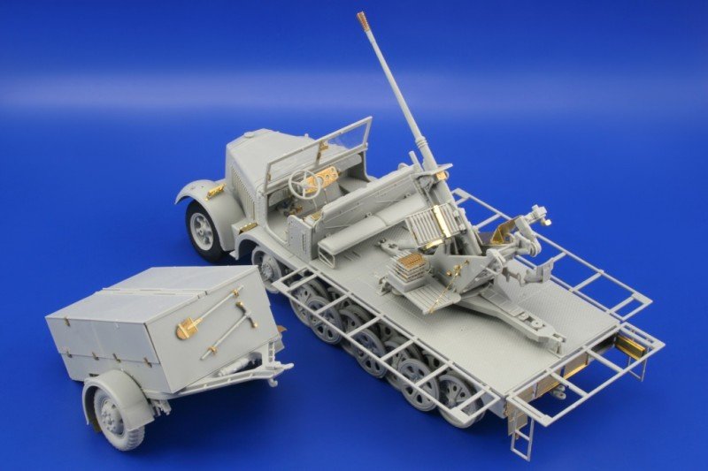 Eduard 36104 Sd. Kfz.7/2 (early) Flak 37 37mm 1/35 Trumpeter – image 6