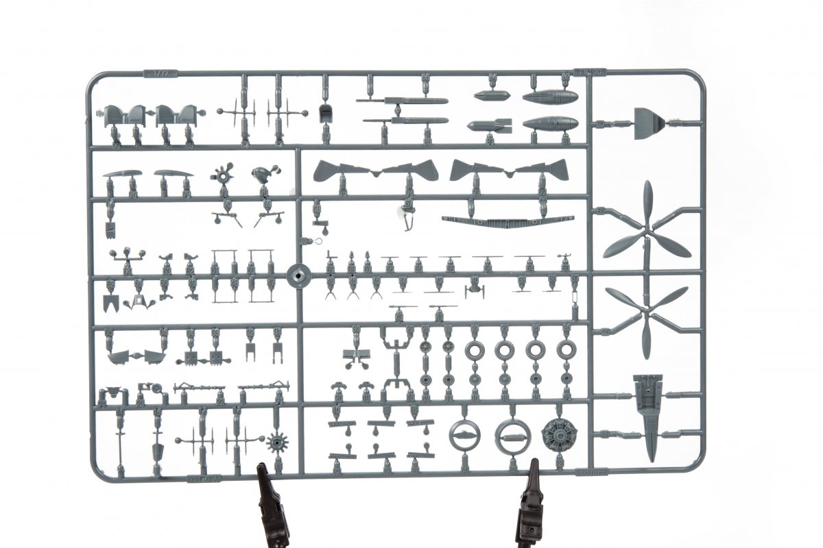 Eduard 7463 Fw 190A-8 standard wings 1/72 – immagine 6