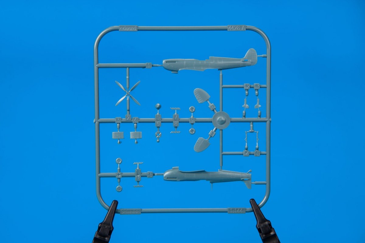 Eduard 4433 Spitfire Mk. IXc late 1/144 – immagine 6