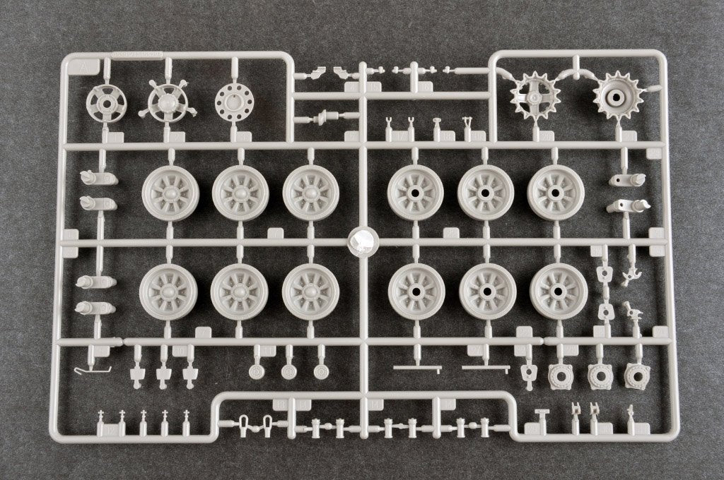 Trumpeter 09601 Soviet Obj.172 T-72 Ural 1/35 – zdjęcie 10