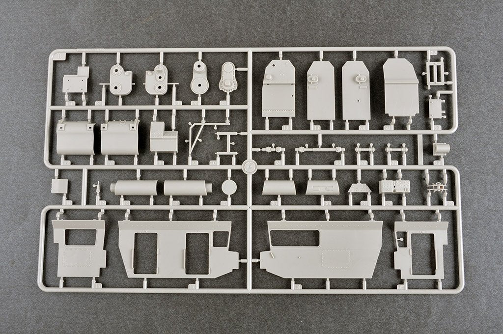 Trumpeter 01082 15U175 TEL of RS-12M1 Topol-M ICBM complex 1/35 – obrázek 11