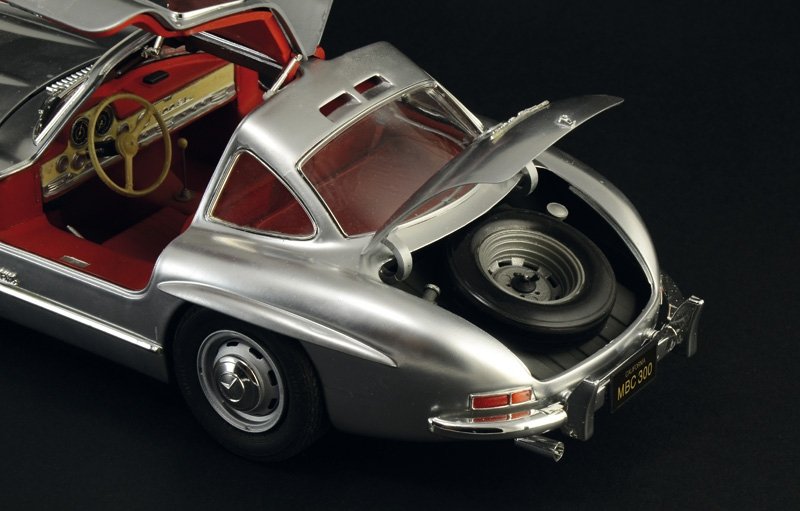 Italeri 3612 Mercedes-Benz 300SL Gullwing 1/16 – immagine 12