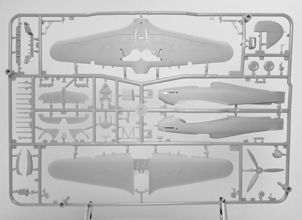 Arma Hobby 70046 Hurricane Mk II Reconnaissance Deluxe Set 1/72 – Bild 15