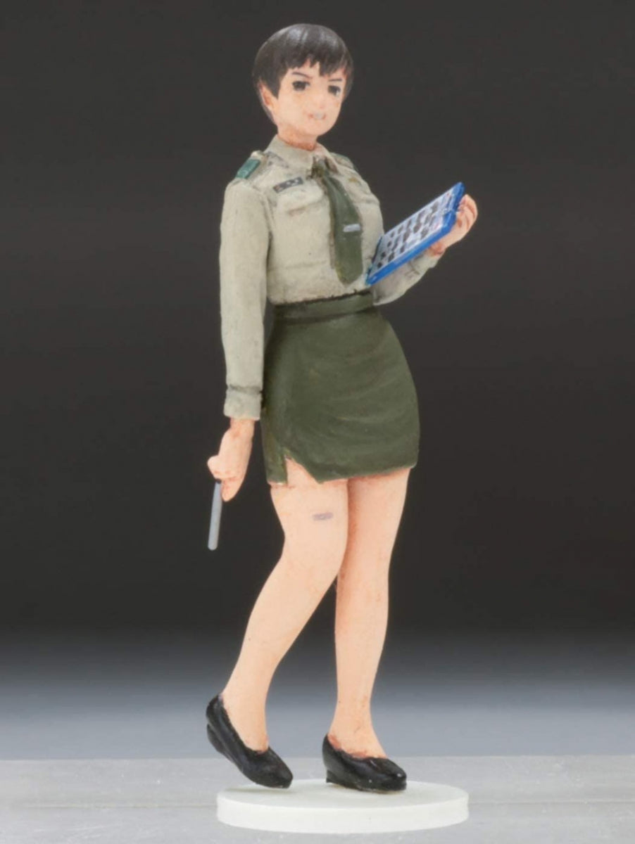 Fine Molds HC04 Historic Costume Girl JGSDF HMV With Figure Hinata 1/35 – obrázek 3