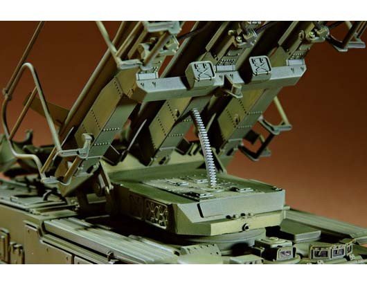 Trumpeter 00361 Russia SAM-6 antiaircraft missile 1/35 – image 5