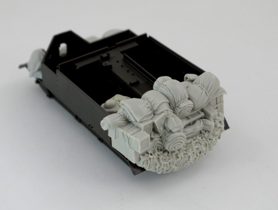 Panzer Art RE35-540 Stowage set for “Carrier” 1/35 – image 2