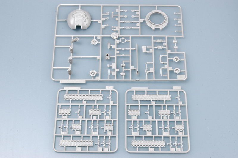 Trumpeter 07228 Russia JS-3m 1/72 – image 7