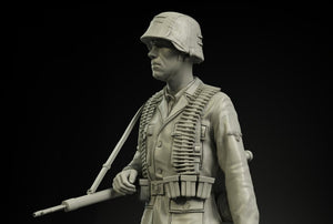 Panzer Art FI35-040 Waffen-SS MG-42 ammo carrier 1/35 – Bild 3