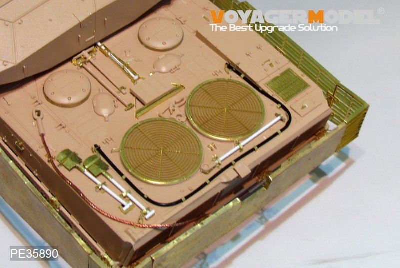 Voyager Model PE35890 Modern German Leopard2A4 Revolution 1 MBT Basic for TIGER 1/35 – obrázek 7