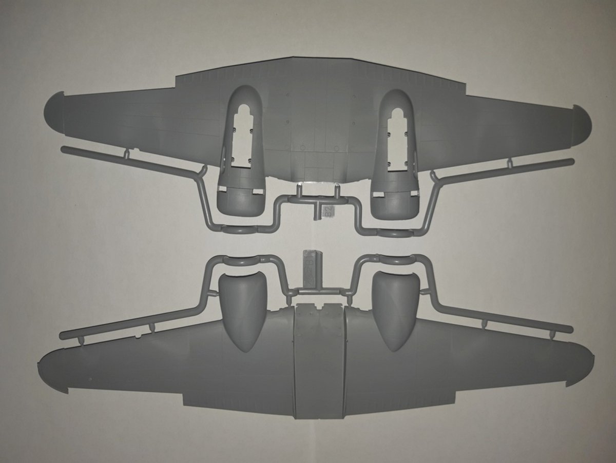 ICM 48186 C18S &amp;quot;Magic by Moonlight&amp;quot;, American Airshow Aircraft 1/48 – image 5