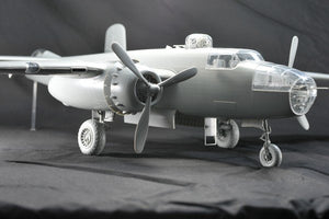 HK Models 01E02 B-25J Mitchell &amp;quot;Strafer&amp;quot; 1/32 – image 19
