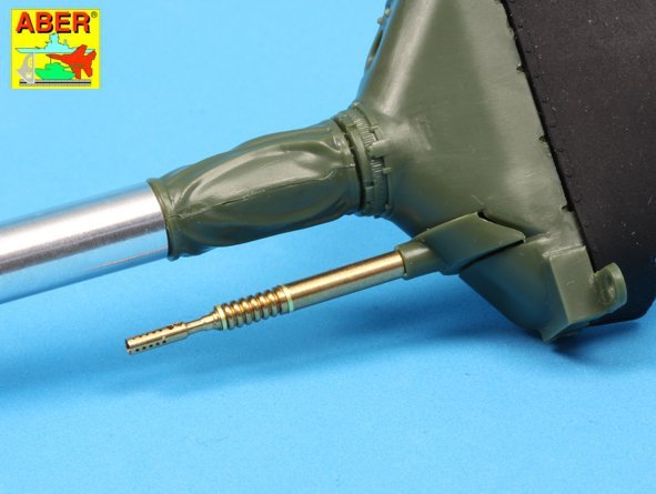 Aber 35L-142 Barrel for 20 mm M693 autocannon and barrel for F1 7.62 machine gun for AMX-30 (1/35) – image 6