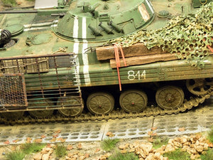 Eureka XXL E-018 Modern Concrete Road Panels (Perforated) 1/35 – Bild 10