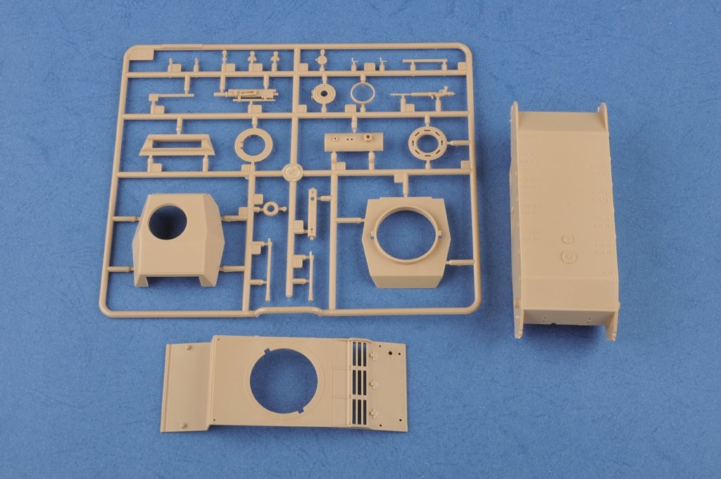 Hobby Boss 83803 German Pzkpfw.II Ausf.J VK16.01 1/35 – image 7
