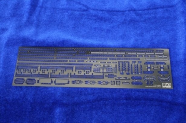 MK1 Design MD-70014 ZUIKAKU WOODEN DECK DX for TAMIYA 1/700 – image 3
