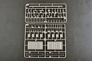 Trumpeter 01077 3M54 Club-k in 40-feet variant 1/35 – obrázek 4
