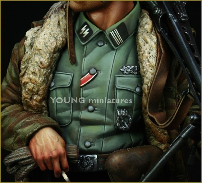 Young Miniatures YM1822 Waffen SS MG-42 Gunner Ardennes 1944 1/10 – Bild 9