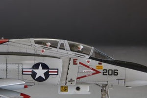 Fine Molds FP43S US Navy Jet Fighter F-4J &amp;quot;Aardvarks&amp;quot; 1/72 – image 11