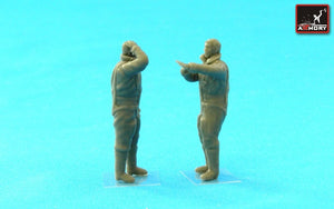 Armory Models F7224a RAF WWII crewmen in high altitude outfit – “Flight Stories” 1/72 – obrázek 4