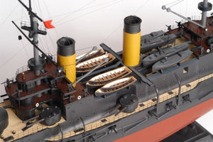 Zvezda 9027 Russian Battle Cruiser Borodino 1/350 – image 4