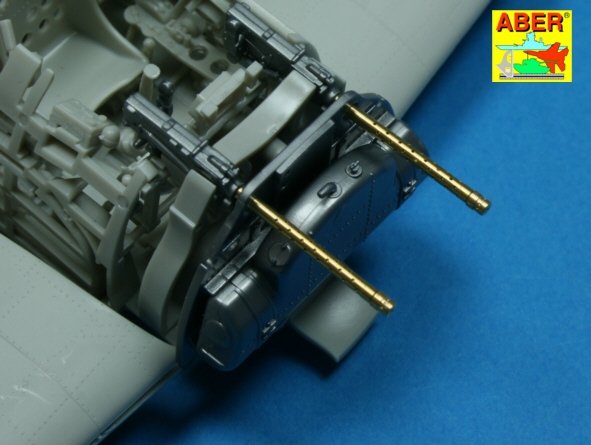 Aber A32012 Set of 2 barrels for Japanese 7.7 mm Type 97 aircraft machine guns (1/32) – image 4