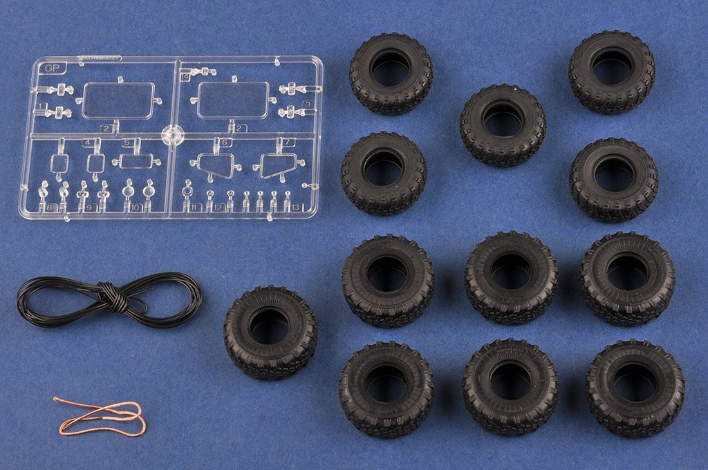 Hobby Boss 85517 Russian BAZ-64022 with 5P85TE2 TEL S-400 1/35 – zdjęcie 20