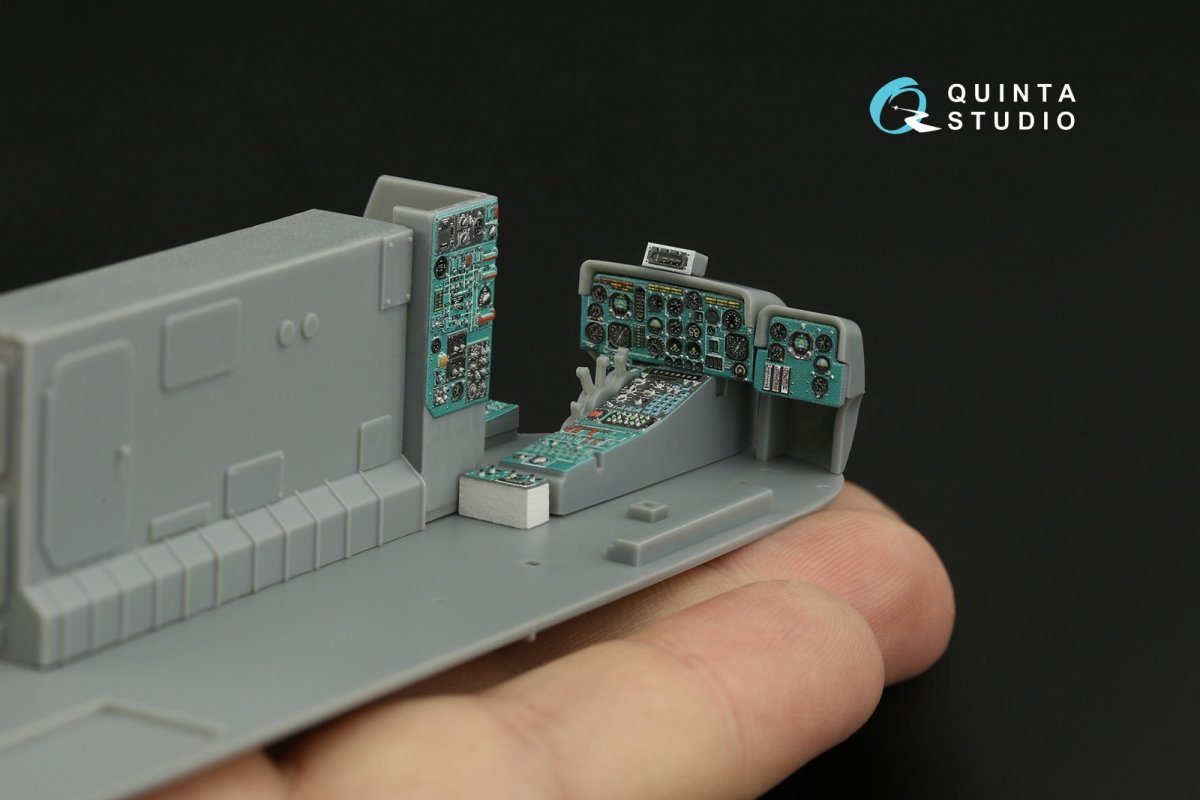 Quinta Studio QDS-48358 Ka-27PL Trainer version 3D-Printed &amp;amp; colored Interior on decal paper (Hobby Boss) (Small version) 1/48 – Bild 10