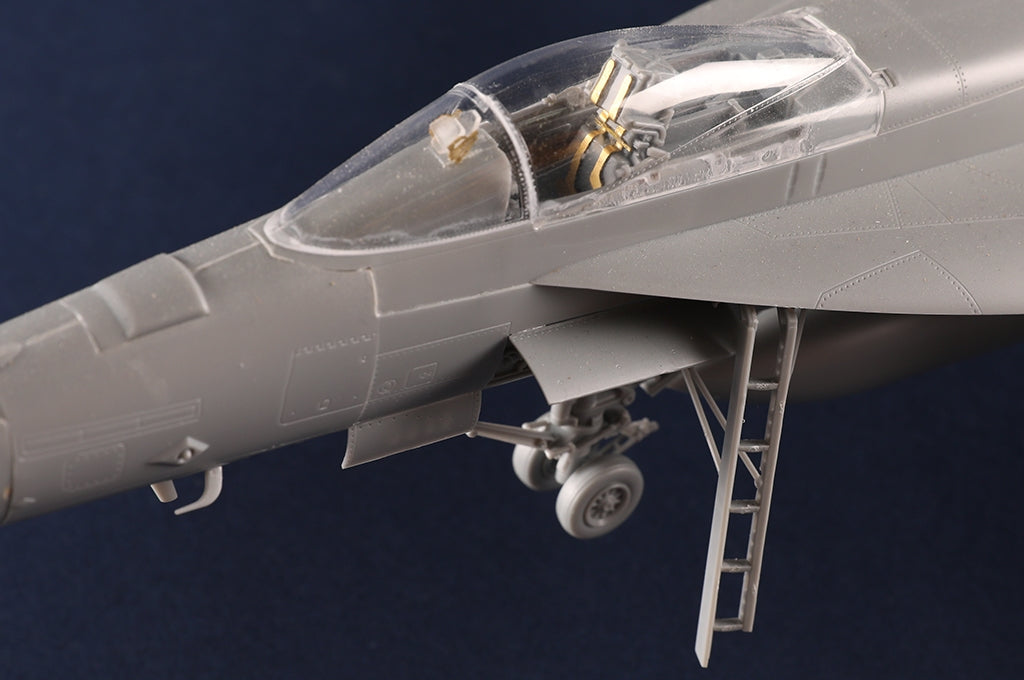 Hobby Boss 85818 F/A-18E Super Hornet VFC-12 1/48 – obrázek 7